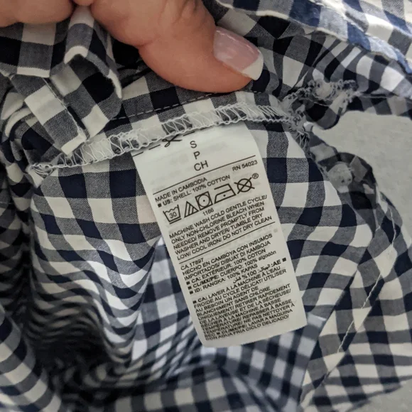 ON Button Down Shirt Small - Picture 5 of 5